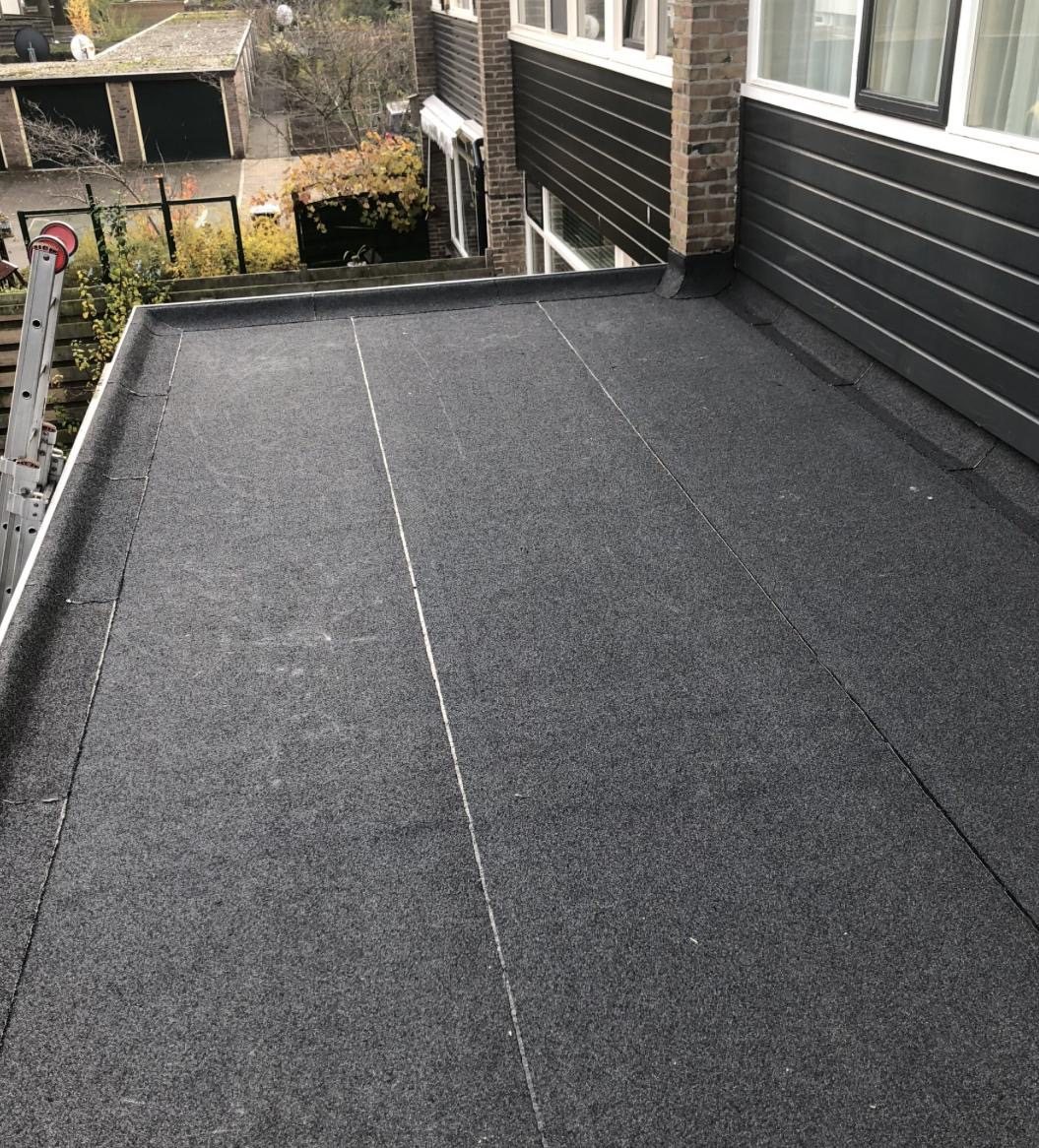 Plat dak vernieuwd (bitumen)